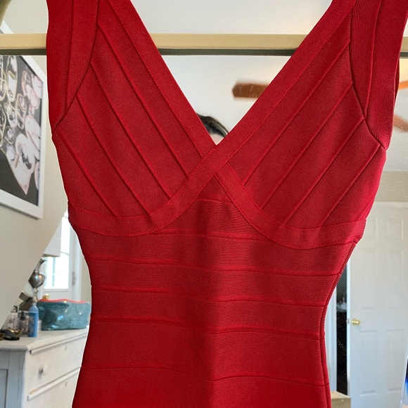 Herve Leger Red V Neck Mini Bandage Dress XS - Picture 4 of 11